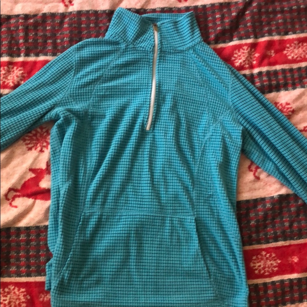 Long sleeve quarter zip
